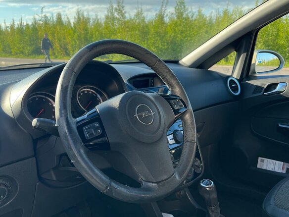 2007 Opel Corsa D, золотистый, 450000 рублей - вид 6