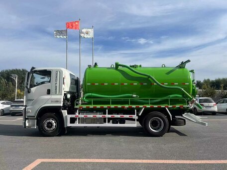 2024 Isuzu Ассенизаторская машина, зелёный, 10000000 рублей, вид 5