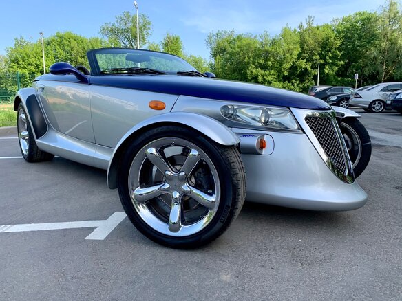 2001 Chrysler Prowler, серебристый