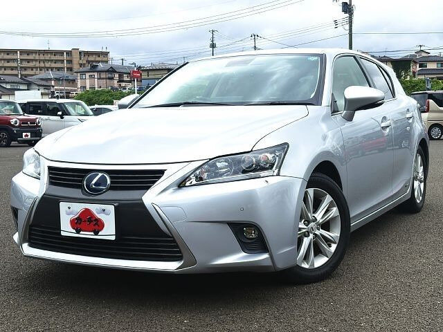 Открыть фотографии: Lexus CT I Рестайлинг