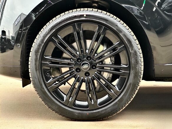 2022 Land Rover Range Rover D350 MHEV V, белый, 13300000 рублей - вид 16