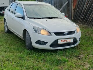 2010 Ford Focus II Рестайлинг, белый, 730000 рублей, вид 2