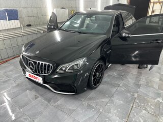 2015 Mercedes-Benz E-Класс 200 IV (W212, S212, C207) Рестайлинг, чёрный, 1780000 рублей, вид 3