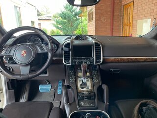2011 Porsche Cayenne Turbo II (958), белый, 2400000 рублей, вид 5