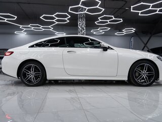 2019 Mercedes-Benz E-Класс 200 V (W213, S213, C238), белый, 4300000 рублей, вид 2