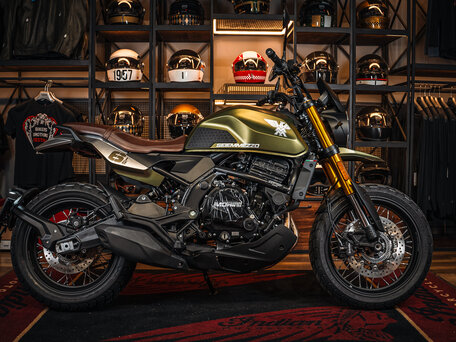 2026 Moto Morini Seiemmezzo SCR, зелёный, 744900 рублей, вид 1