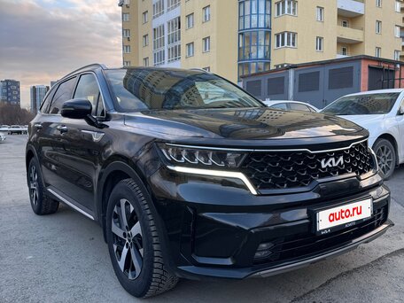 2022 Kia Sorento IV, чёрный, 3650000 рублей, вид 2