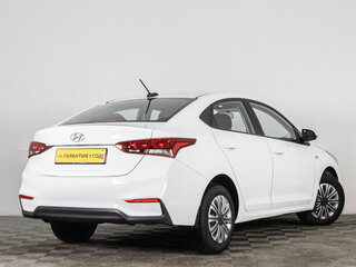 2017 Hyundai Solaris II, белый, 1350000 рублей, вид 4