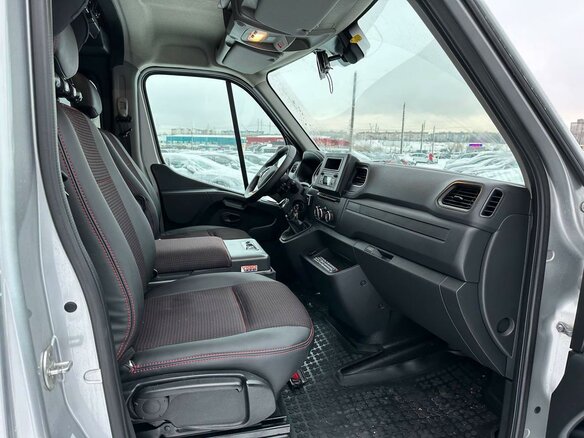 2020 Renault Master, серебристый, 3353740 рублей - вид 7