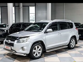2011 Toyota RAV4 Long III (XA30) Рестайлинг, серебристый, 2200000 рублей, вид 1