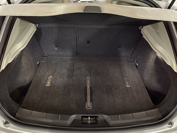 2014 Volvo V40 Cross Country I, белый - вид 18