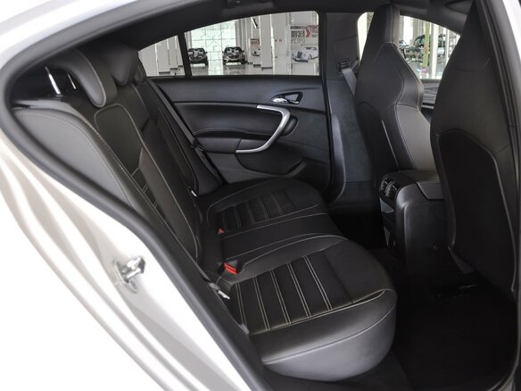 2012 Opel Insignia OPC I, белый - вид 8
