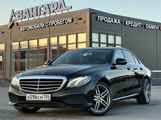 2016 Mercedes-Benz E-Класс 200 V (W213, S213, C238), чёрный, 2699000 рублей, вид 1