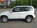 2012 Chevrolet Niva I Рестайлинг, белый - вид 3