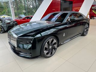 2024 Rolls-Royce Spectre I (Series I), зелёный, 40000000 рублей, вид 5