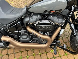 2024 Harley-Davidson Fat Bob, чёрный, 2100000 рублей, вид 3