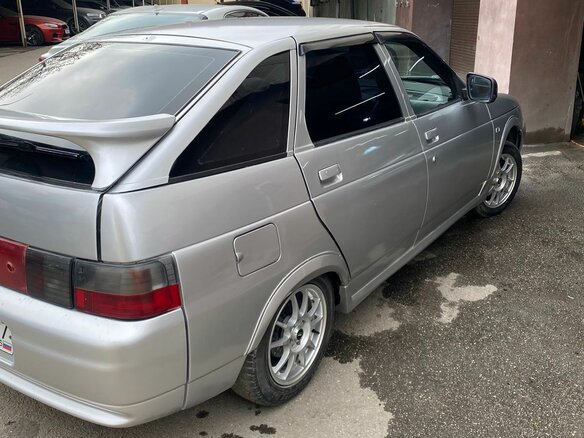 2002 Lada (ВАЗ) 2112, серебристый, 270000 рублей - вид 10