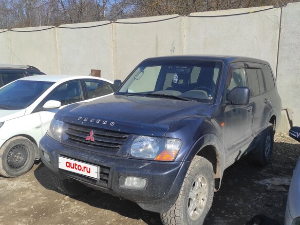 2001 Mitsubishi Pajero III, синий, 900000 рублей
