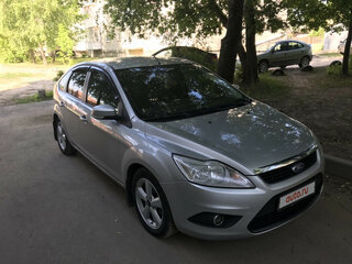 2008 Ford Focus II Рестайлинг, серебристый, 340000 рублей, вид 1