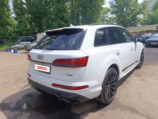 2020 Audi Q7 45 TDI II (4M) Рестайлинг, белый, 8150000 рублей, вид 4