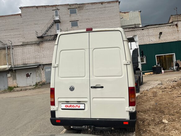2005 Volkswagen LT, белый, 1600000 рублей - вид 3
