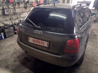 1999 Audi A4 I (B5) Рестайлинг, чёрный, 360000 рублей, вид 3