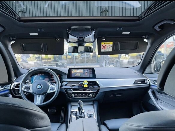2019 BMW 5 серии 530d xDrive VII (G30/G31/G38), серый, 4500000 рублей - вид 6