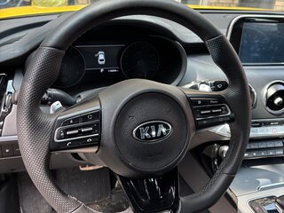 2018 Kia Stinger I, жёлтый, 2400000 рублей, вид 5