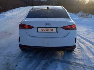 2020 Hyundai Solaris II Рестайлинг, белый, 1400000 рублей, вид 3