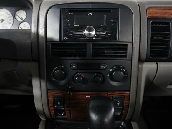 1999 Jeep Grand Cherokee II (WJ), чёрный - вид 9