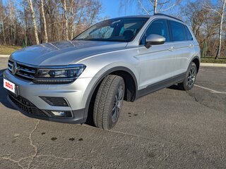 2019 Volkswagen Tiguan II, серебристый, 2249978 рублей, вид 4