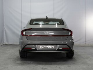 2023 Hyundai Sonata VIII (DN8), серый, 3160000 рублей, вид 4