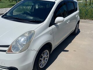 2007 Nissan Note I, белый, 720000 рублей, вид 1