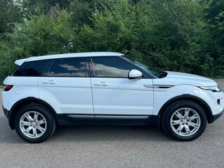 2014 Land Rover Range Rover Evoque 6-speed I, белый, 2500000 рублей, вид 4