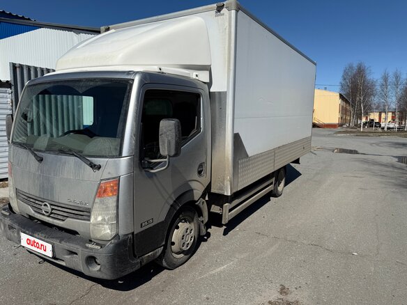 2013 Nissan Cabstar, серебристый, 2200000 рублей