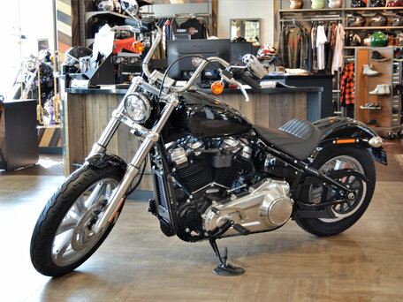 2022 Harley-Davidson Softail Standard, чёрный, 2150000 рублей, вид 2