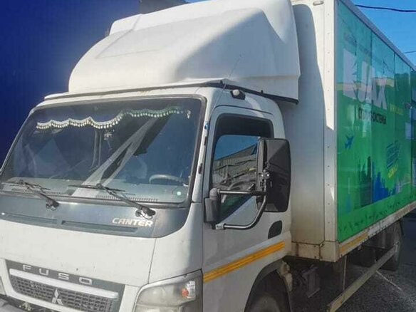 2013 Fuso (Mitsubishi) Canter, белый, 1950000 рублей - вид 1