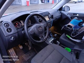 2011 Volkswagen Tiguan I Рестайлинг, серебристый, 1320000 рублей, вид 5