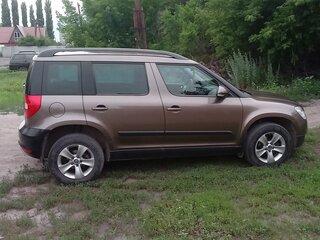 2012 Skoda Yeti I, коричневый, 610000 рублей, вид 2
