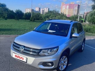 2012 Volkswagen Tiguan I Рестайлинг, серебристый, 1550000 рублей, вид 1