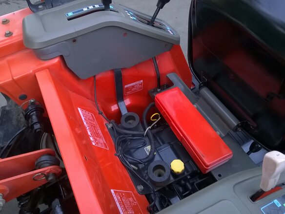 2012 Yanmar F-7, красный - вид 11