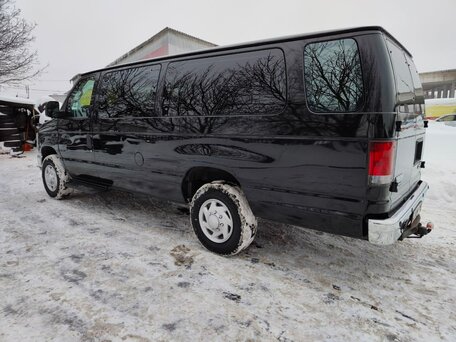 2013 Ford E-series, чёрный, 3950000 рублей, вид 4
