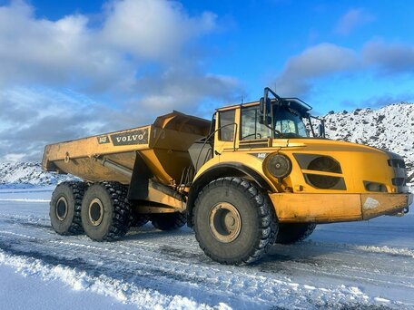 2012 Volvo F-Series, жёлтый, 24000000 рублей, вид 5