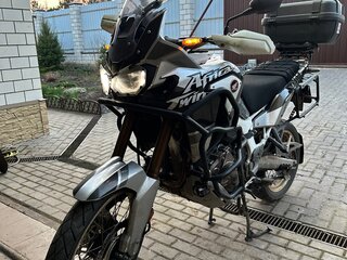 2019 Honda CRF 1000L Africa Twin, серебристый, 1300000 рублей, вид 1