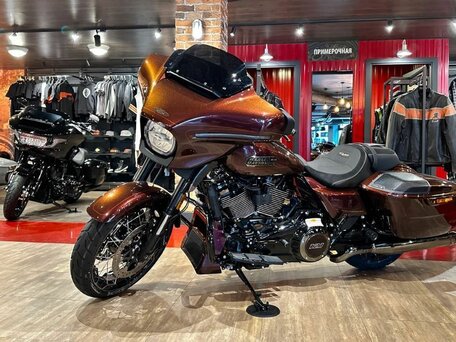 2024 Harley-Davidson CVO Street Glide, пурпурный, 5550000 рублей, вид 1