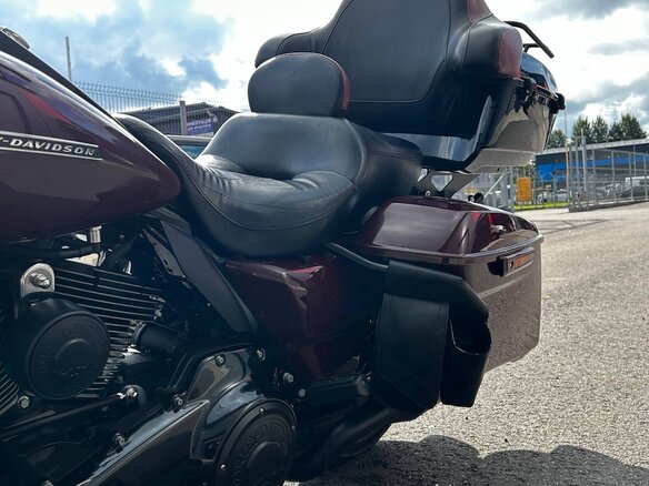 2019 Harley-Davidson Road King Special, красный, 1700000 рублей - вид 13