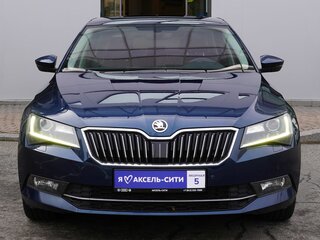 2018 Skoda Superb III, синий, 1667000 рублей, вид 2