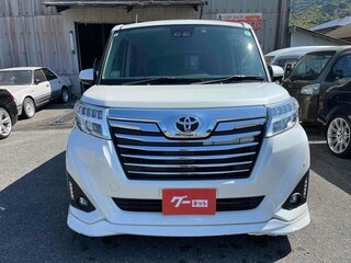 2019 Toyota Roomy I, белый, 700000 рублей, вид 2