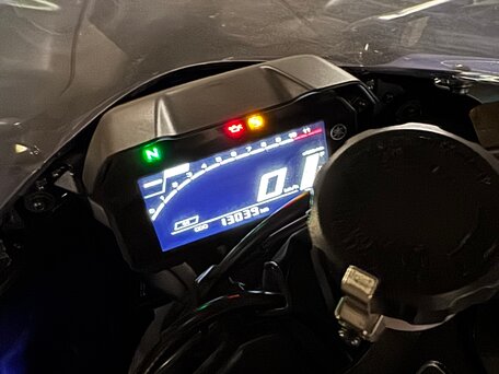 2022 Yamaha YZF-R7, синий, 965000 рублей, вид 2