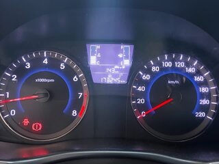 2016 Hyundai Solaris I Рестайлинг, серебристый, 1050000 рублей, вид 5